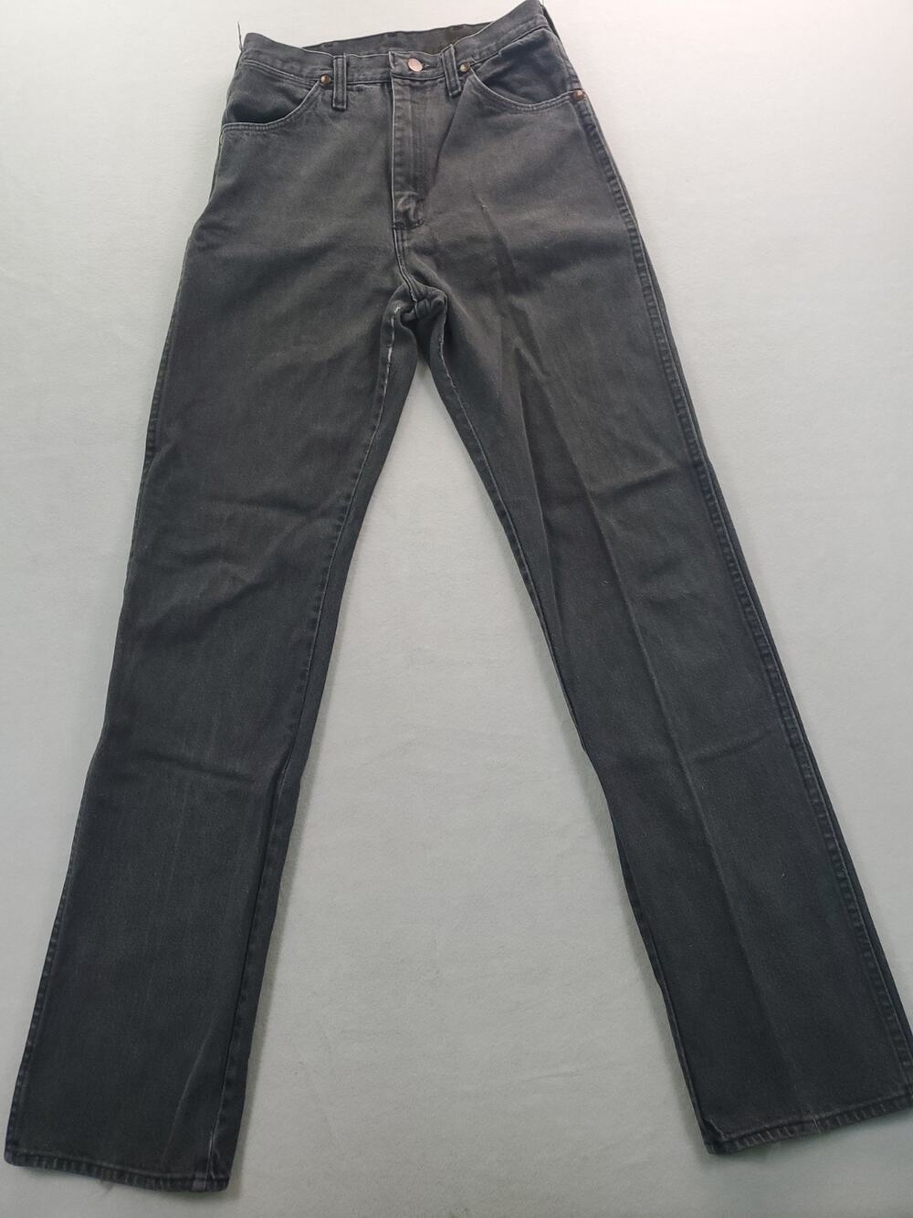 Wrangler Jeans Black size 11 women's Length 34 straight leg